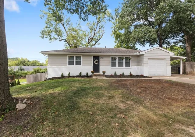 Photo 1 of Single family home for sale at 24 Virginia Dr, Liberty, MO 64068 | MLS# 2639926 | Listing updated on 2026-09-12