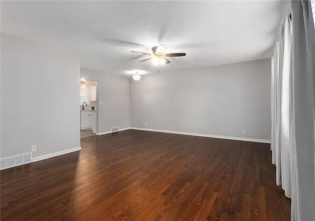 Photo 4 of Single family home for sale at 24 Virginia Dr, Liberty, MO 64068 | MLS# 2639926 | Listing updated on 2026-09-12