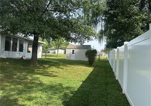 Photo 2 of Sale Pending at 1210 Fox Ridge Dr, Warrensburg, MO 64093 | MLS# 2639952 | Listing updated on 2026-09-10