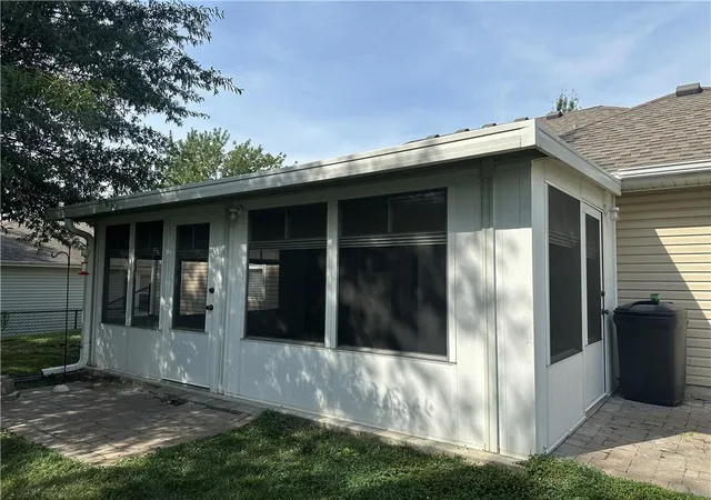 Photo 3 of Sale Pending at 1210 Fox Ridge Dr, Warrensburg, MO 64093 | MLS# 2639952 | Listing updated on 2026-09-10