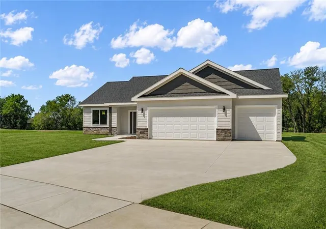 Photo 1 of Single family home for sale at 413 Rockers Dr, Baldwin City, KS 66006 | MLS# 2640012 | Listing updated on 2026-09-27