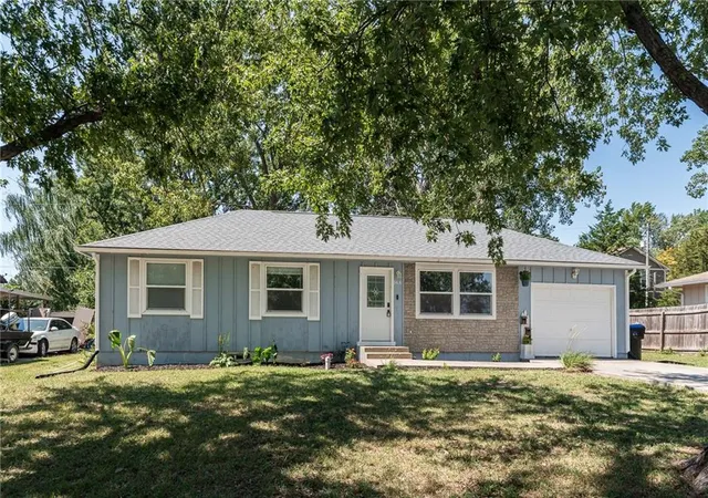 Photo 2 of Single family home for sale at 3431 Se Michigan Ave, Topeka, KS 66605 | MLS# 2640026 | Listing updated on 2026-09-21