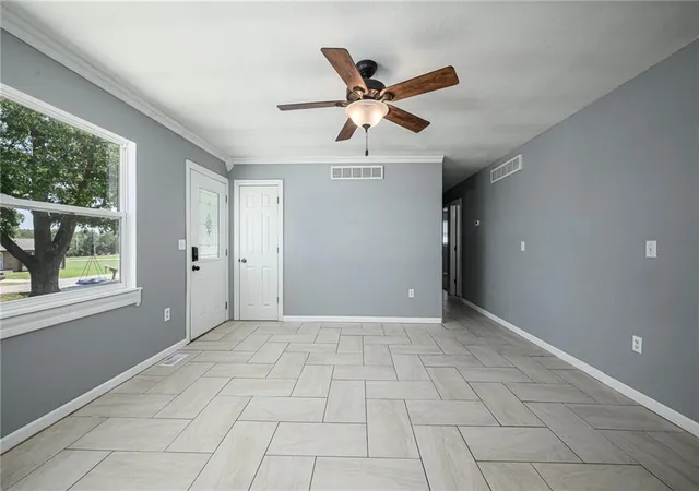 Photo 4 of Single family home for sale at 3431 SE Michigan Ave, Topeka, KS 66605 | MLS# 2640026 | Listing updated on 2026-09-21