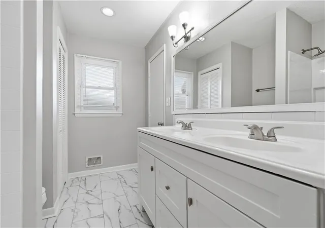 Photo 3 of Single family home for sale at 3920 Crane Ave, Independence, MO 64055 | MLS# 2640074 | Listing updated on 2026-09-15