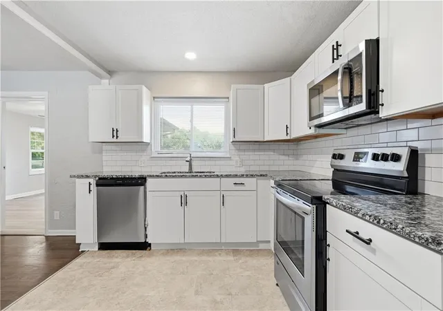 Photo 4 of Single family home for sale at 3920 Crane Ave, Independence, MO 64055 | MLS# 2640074 | Listing updated on 2026-09-15