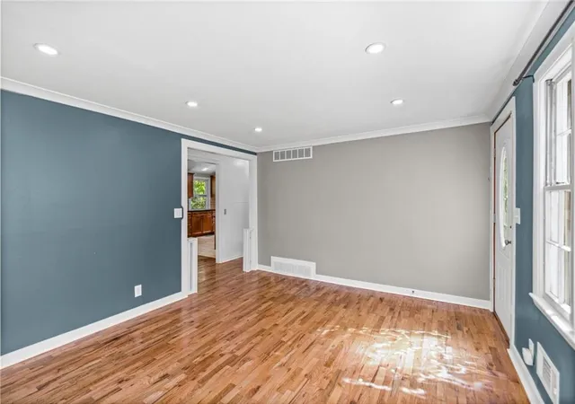 Photo 4 of Sale Pending at 4516 NW Gleason Rd, Kansas City, MO 64151 | MLS# 2640082 | Listing updated on 2026-09-15