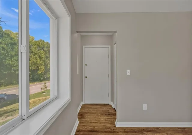 Photo 3 of Single family home for sale at 2663 Grandview Blvd, Kansas City, KS 66102 | MLS# 2640088 | Listing updated on 2026-09-14