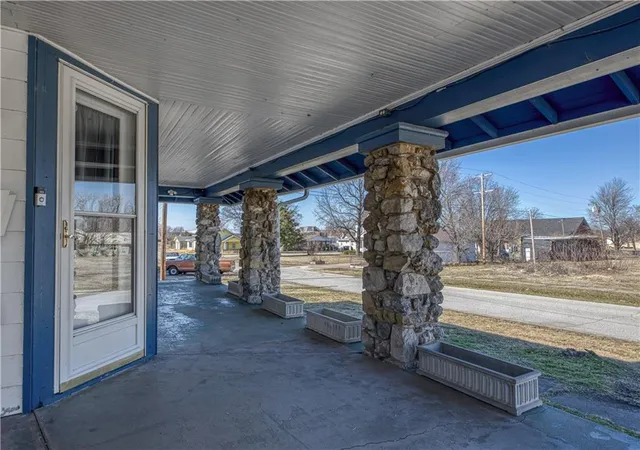 Photo 4 of Single family home for sale at 400 S Washington St, Galena, KS 66739 | MLS# 2640093 | Listing updated on 2026-09-14