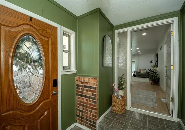 Photo 4 of Single family home for sale at 622 E 10th Street, Ottawa, KS 66067 | MLS# 2640125 | Listing updated on 2026-10-02