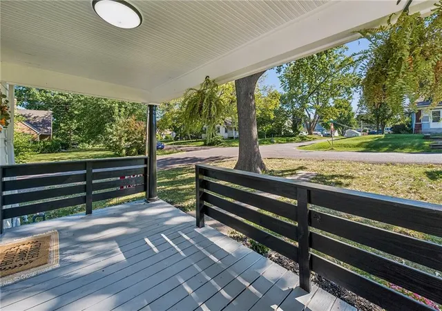 Photo 3 of Single family home for sale at 1500 S Maywood Ave, Independence, MO 64052 | MLS# 2640151 | Listing updated on 2026-09-15