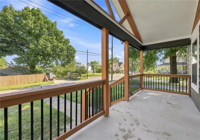 Photo 4 of Single family home for sale at 6717 E 18th Street, Kansas City, MO 64126 | MLS# 2640167 | Listing updated on 2026-10-09