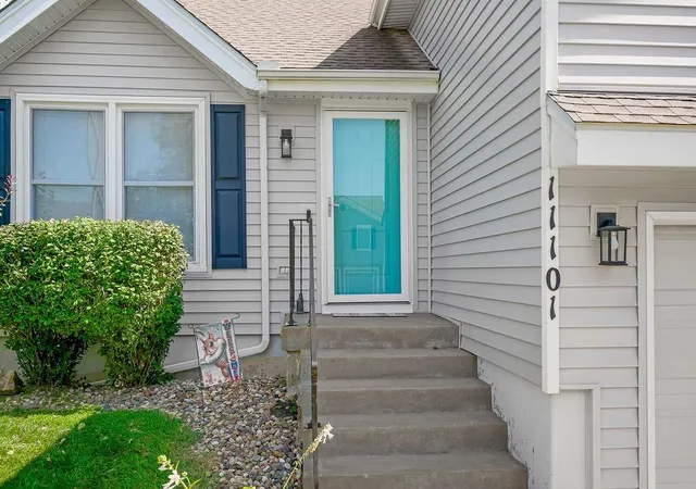 Photo 3 of Single family home for sale at 11101 N Lewis Ave, Kansas City, MO 64157 | MLS# 2640239 | Listing updated on 2026-09-15