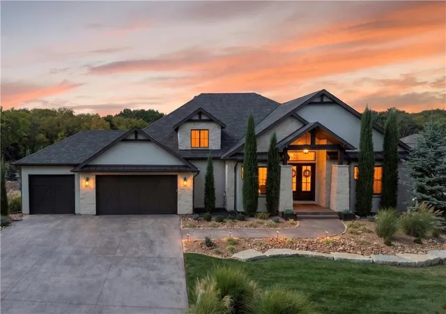 Photo 3 of Mansion for sale at 404 S Shore Dr, Greenwood, MO 64034 | MLS# 2640331 | Listing updated on 2026-09-10