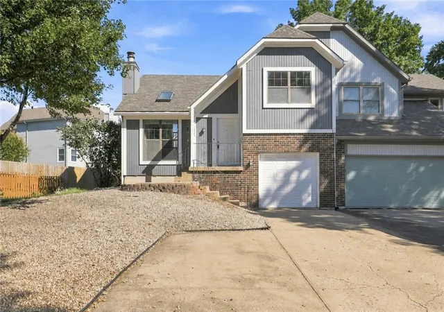 Photo 1 of Sale Pending at 10924 W 115th Street, Overland Park, KS 66210 | MLS# 2640353 | Listing updated on 2026-09-12