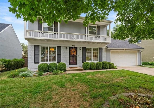 Photo 1 of Sale Pending at 7911 Charlotte St, Kansas City, MO 64131 | MLS# 2640368 | Listing updated on 2026-09-14