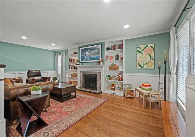 Photo 2 of Sale Pending at 7911 Charlotte St, Kansas City, MO 64131 | MLS# 2640368 | Listing updated on 2026-09-14