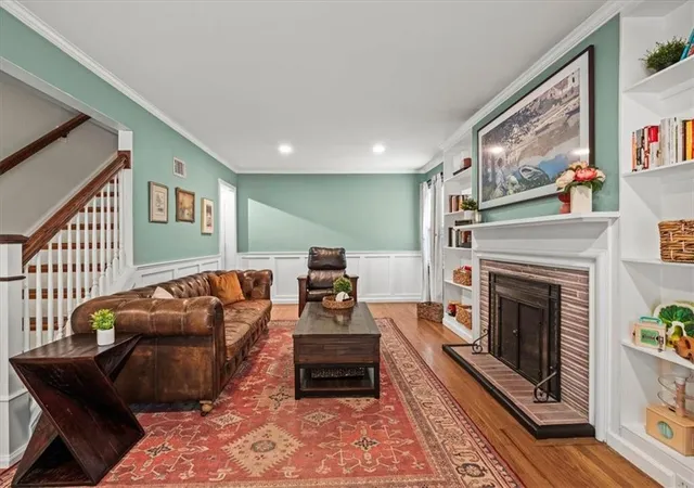 Photo 3 of Sale Pending at 7911 Charlotte St, Kansas City, MO 64131 | MLS# 2640368 | Listing updated on 2026-09-14
