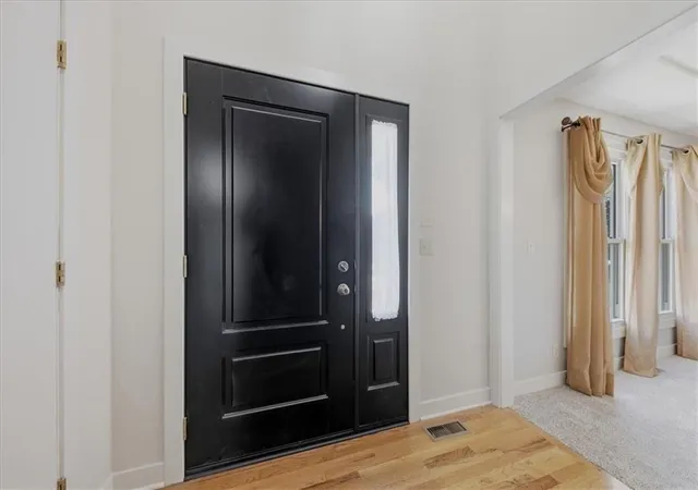 Photo 3 of Sale Pending at 10232 Tracy Ave, Kansas City, MO 64155 | MLS# 2640404 | Listing updated on 2026-09-27