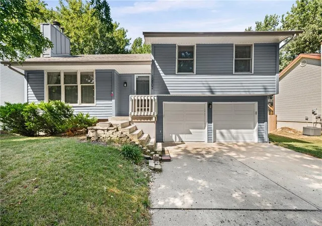 Photo 1 of Single family home for sale at 10902 N Harrison St, Kansas City, MO 64155 | MLS# 2640405 | Listing updated on 2026-09-13