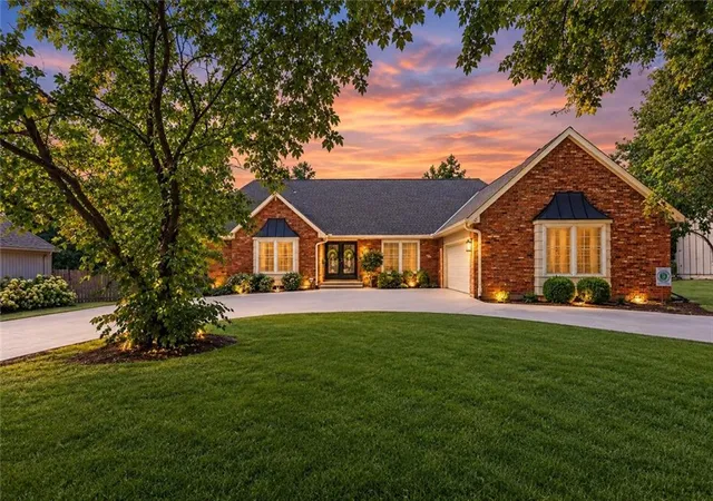 Photo 1 of Sale Pending at 10500 Farley St, Overland Park, KS 66212 | MLS# 2640416 | Listing updated on 2026-09-12