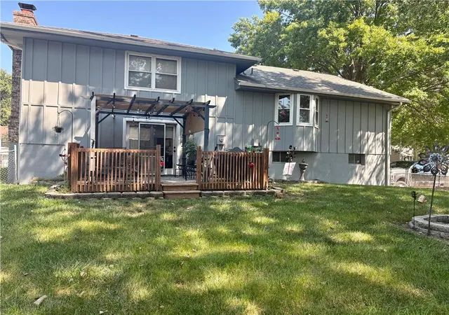 Photo 2 of Sale Pending at 6407 E 140th Terrace, Grandview, MO 64030 | MLS# 2640488 | Listing updated on 2026-09-14