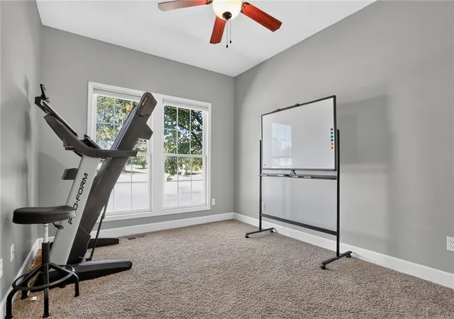Photo 2 of Sale Pending at 6101 Lakecrest Dr, Shawnee, KS 66218 | MLS# 2640601 | Listing updated on 2026-09-11