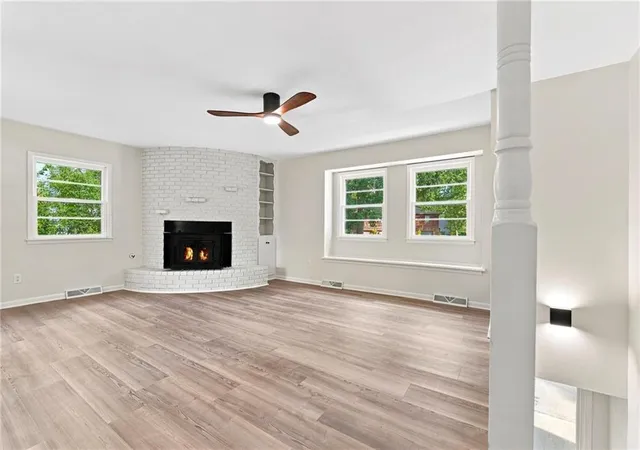 Photo 4 of Single family home for sale at 6415 W 73rd Terrace, Overland Park, KS 66204 | MLS# 2640691 | Listing updated on 2026-09-11