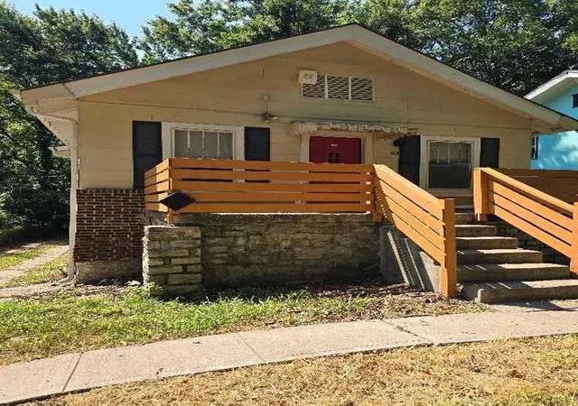 Photo 1 of Single family home for sale at 4019 E 67th Terrace, Kansas City, MO 64132 | MLS# 2640701 | Listing updated on 2026-09-14