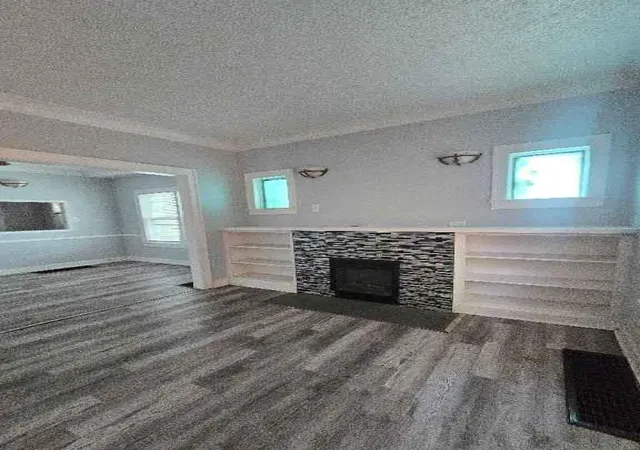 Photo 3 of Single family home for sale at 4019 E 67th Terrace, Kansas City, MO 64132 | MLS# 2640701 | Listing updated on 2026-09-14