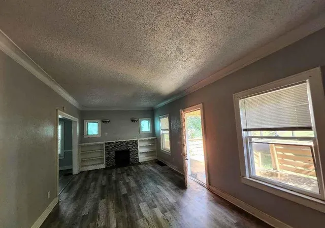 Photo 3 of Single family home for sale at 4019 E 67th Terrace, Kansas City, MO 64132 | MLS# 2640701 | Listing updated on 2026-09-14