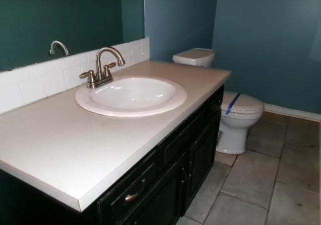Photo 20 of Sale Pending at 10507 N Central St, Kansas City, MO 64155 | MLS# 2640718 | Listing updated on 2026-10-06