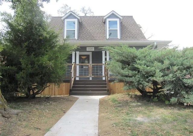 Photo 2 of Single family home for sale at 3320 Saint Joseph Ave, Saint Joseph, MO 64505 | MLS# 2640797 | Listing updated on 2026-09-11