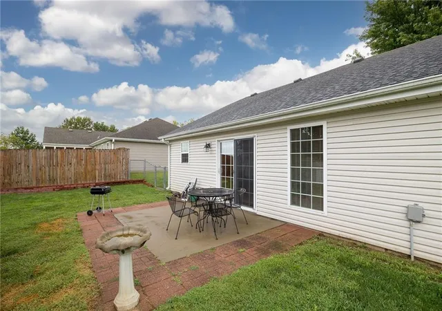 Photo 3 of Sale Pending at 3405 Stardust Dr, St Joseph, MO 64503 | MLS# 2640824 | Listing updated on 2026-09-11