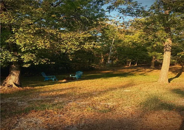 Photo 3 of Single family home for sale at 70 N Lakeside Dr, La Cygne, KS 66040 | MLS# 2640951 | Listing updated on 2026-09-14