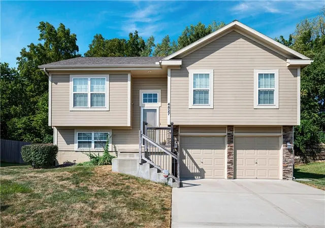 Photo 1 of Single family home for sale at 4827 Shearer Ct, Kansas City, KS 66106 | MLS# 2640954 | Listing updated on 2026-09-11