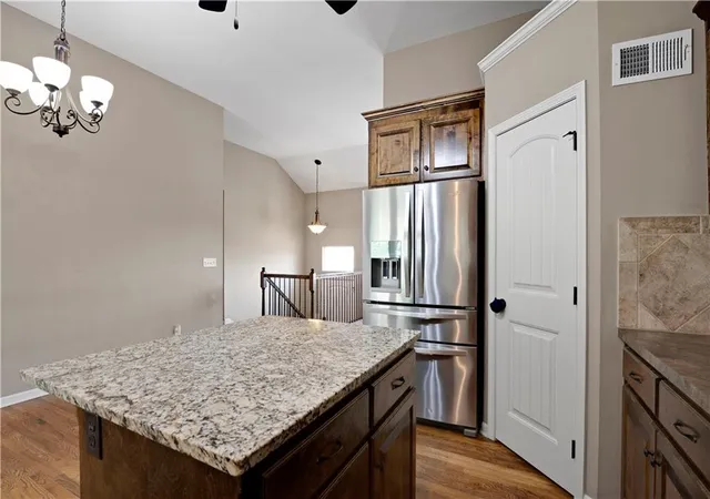 Photo 4 of Single family home for sale at 4827 Shearer Ct, Kansas City, KS 66106 | MLS# 2640954 | Listing updated on 2026-09-11