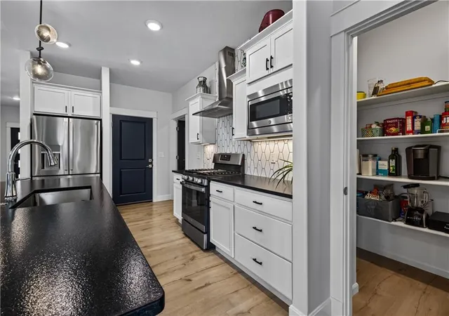 Photo 4 of Single family home for sale at 23819 W 125th Terrace, Olathe, KS 66061 | MLS# 2640966 | Listing updated on 2026-10-10