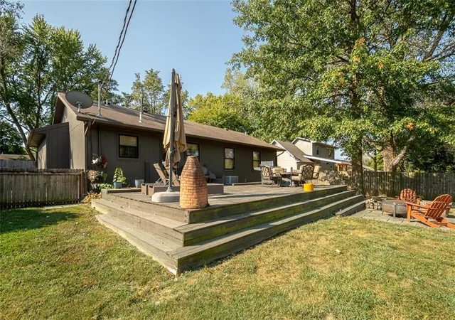Photo 43 of Single family home for sale at 218 King St, Baldwin City, KS 66006 | MLS# 2640967 | Listing updated on 2026-10-08