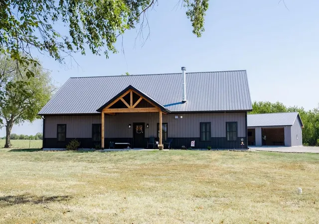 Photo 2 of Sale Pending at 17017 Pratt Rd, Altamont, KS 67330 | MLS# 2640970 | Listing updated on 2026-09-29