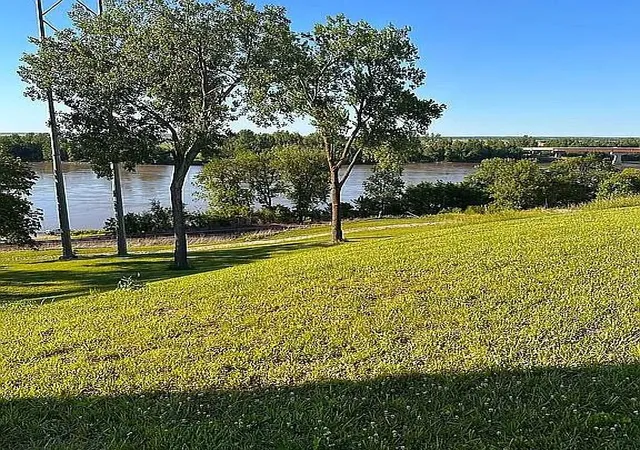 Photo 4 of Land for sale at 110 Old Brg St, Waverly, MO 64096 | MLS# 2640974 | Listing updated on 2026-10-02