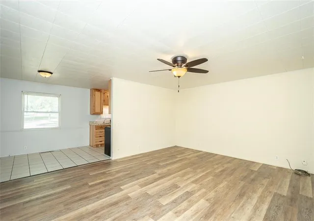 Photo 4 of Single family home for sale at 309 Elm St, Overbrook, KS 66524 | MLS# 2640984 | Listing updated on 2026-09-15