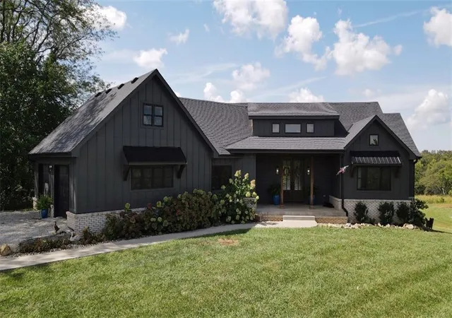 Single family home for sale at 11000 SE East Hwy, Agency, MO 64401 | MLS# 2640985