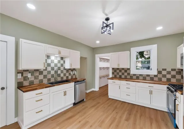 Photo 3 of Sale Pending at 6309 S 3rd Street, Saint Joseph, MO 64504 | MLS# 2641057 | Listing updated on 2026-09-20