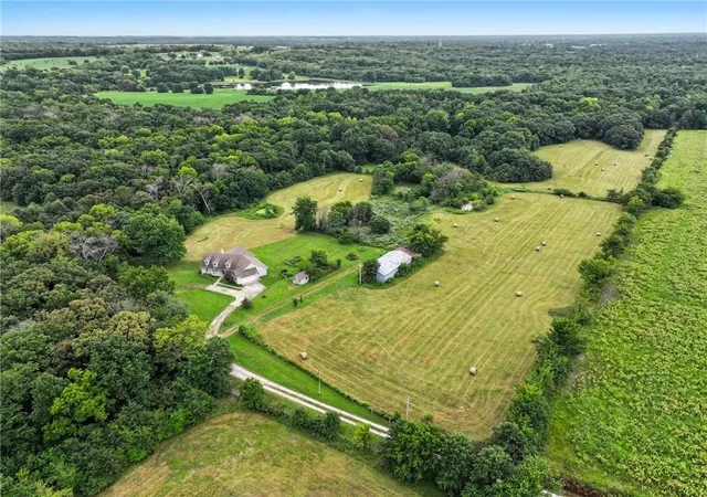 Photo 3 of Single family home for sale at 34701 E 155th Street, Pleasant Hill, MO 64080 | MLS# 2641086 | Listing updated on 2026-09-12