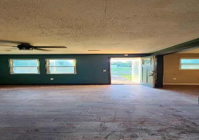 Photo 2 of Sale Pending at 901 E Maple St, Rich Hill, MO 64779 | MLS# 2641087 | Listing updated on 2026-09-24