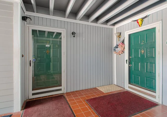 Photo 2 of Condo for sale at 4027 S Crysler Ave #81, Independence, MO 64055 | MLS# 2641094 | Listing updated on 2026-09-10