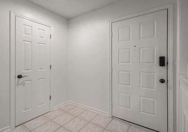 Photo 3 of Condo for sale at 4027 S Crysler Ave #81, Independence, MO 64055 | MLS# 2641094 | Listing updated on 2026-09-10