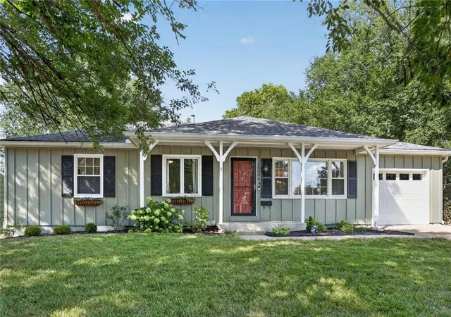 Photo 1 of Sale Pending at 10006 W 91st Street, Overland Park, KS 66212 | MLS# 2641129 | Listing updated on 2026-09-13