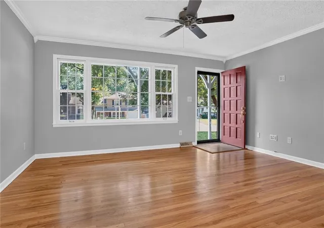 Photo 2 of Sale Pending at 10006 W 91st Street, Overland Park, KS 66212 | MLS# 2641129 | Listing updated on 2026-09-13