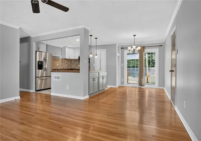 Photo 3 of Sale Pending at 10006 W 91st Street, Overland Park, KS 66212 | MLS# 2641129 | Listing updated on 2026-09-13